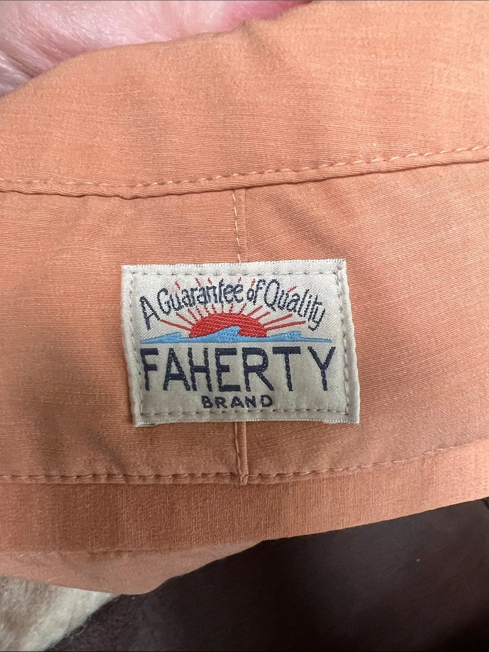 Faherty - Belt Loop All Day Hybrid Shorts in Sierra - Size 38. 9” length